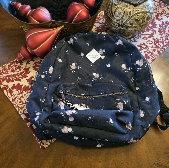 ABERCROMBIE & FITCH backpack - Picture 2 of 3